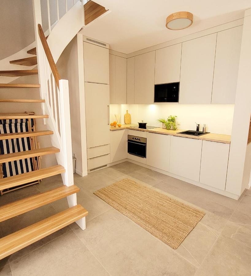 Pine Point Apartament With Terrace, Shared Pool, Tennis Court بوبيروفو المظهر الخارجي الصورة