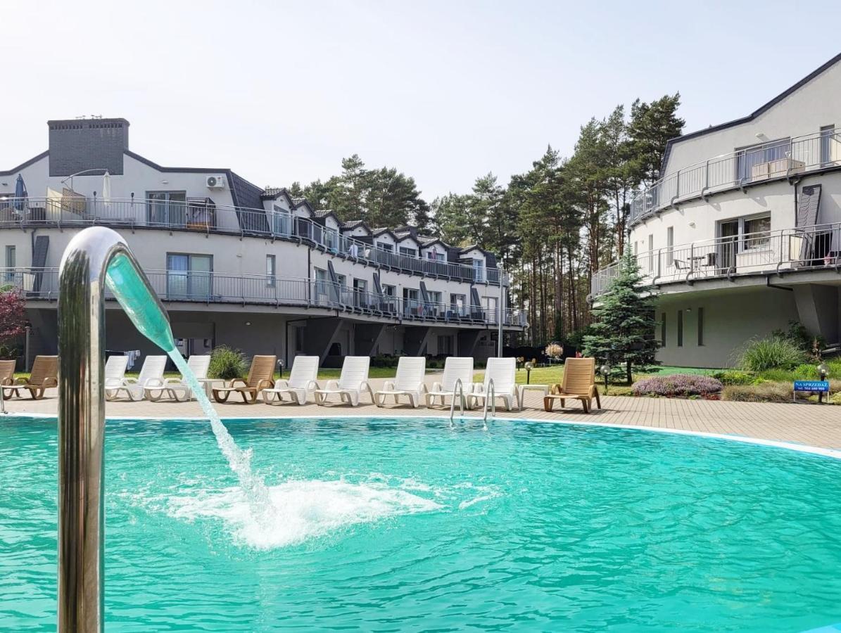 Pine Point Apartament With Terrace, Shared Pool, Tennis Court بوبيروفو المظهر الخارجي الصورة